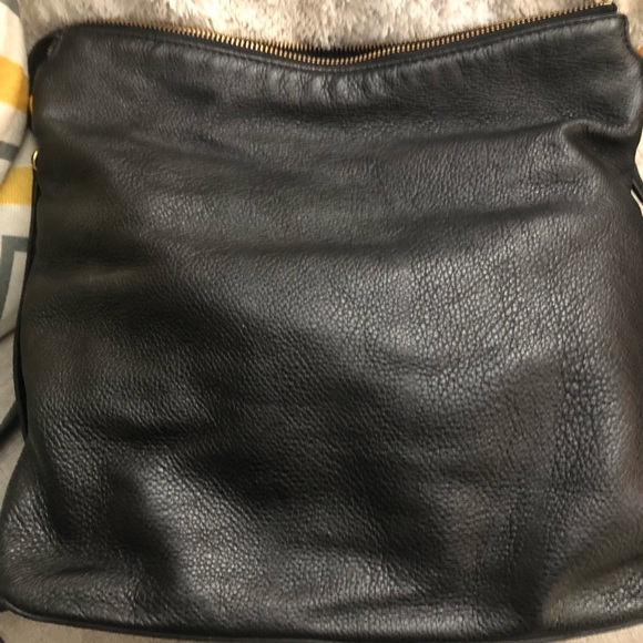 Authentic Marc by Marc Jacobs Bag. Shoulder or Crossbody. Mint condition. - Picture 7 of 10